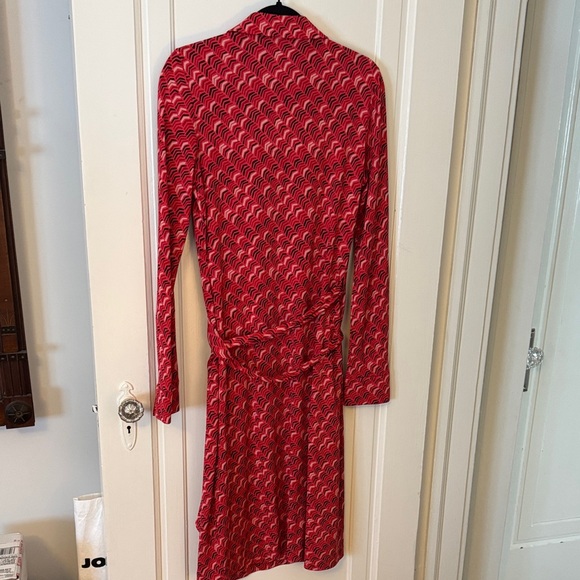 Diane Von Furstenberg Vintage Silk Red Patterned Long Sleeve Dress - Picture 4 of 9